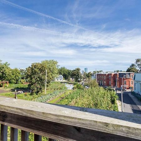 New! Boston Condo Near Mbta, 3Mi To Fenway ! المظهر الخارجي الصورة