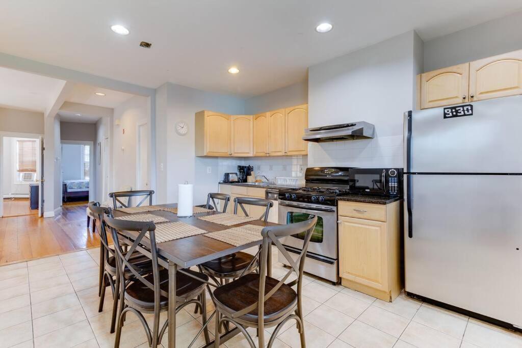New! Boston Condo Near Mbta, 3Mi To Fenway ! المظهر الخارجي الصورة