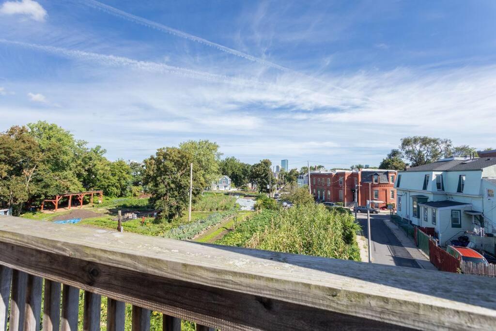 New! Boston Condo Near Mbta, 3Mi To Fenway ! المظهر الخارجي الصورة